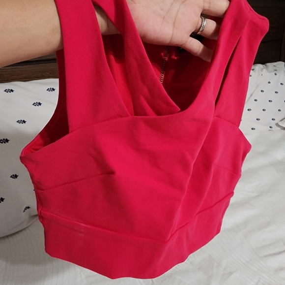 Top - Picture 2 of 4